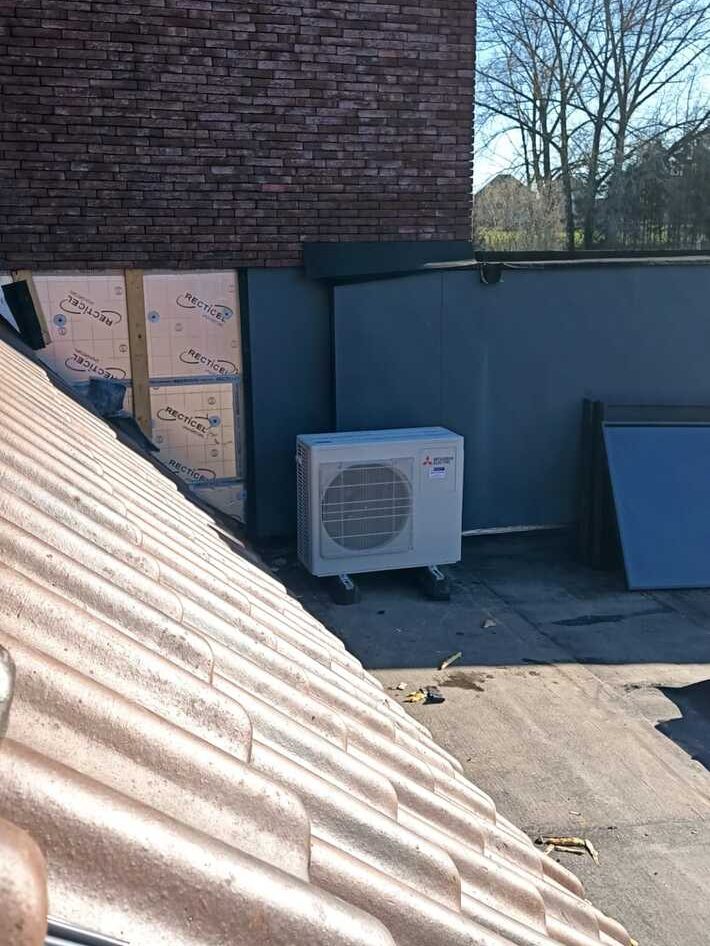 Realisatie 2x Mitsubishi multisplit aircowarmtepomp met 5 binnenunits te Haaltert