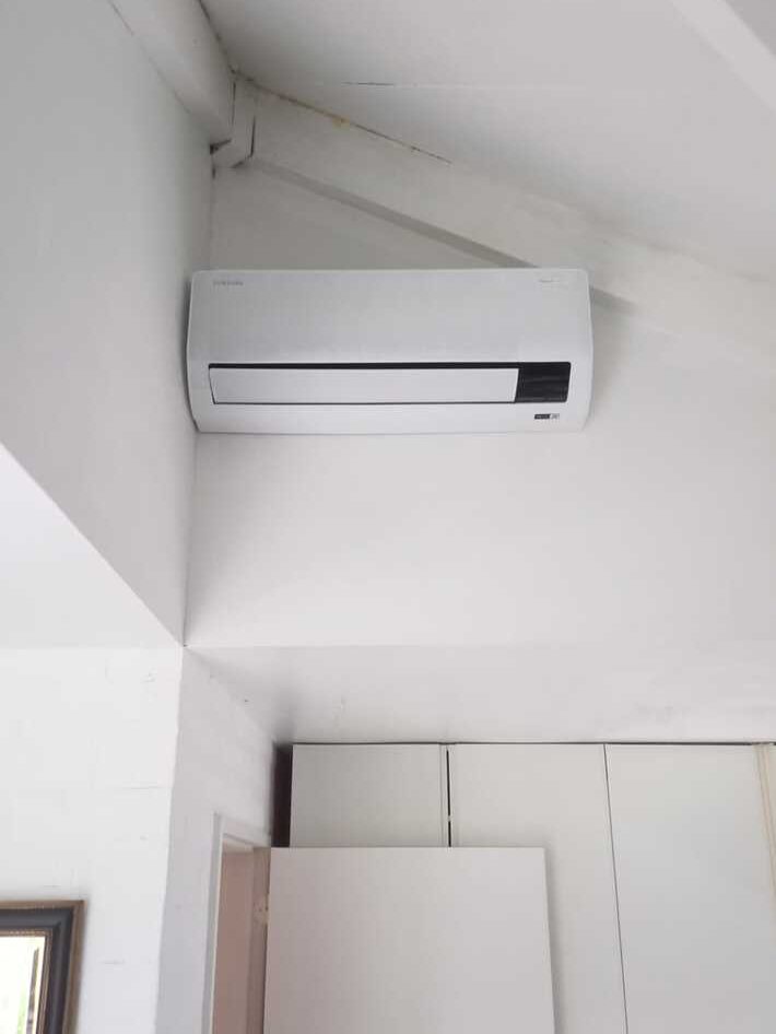 Realisatie Samsung multisplit aircowarmtepomp met 4 binnenunits Wind Free Comfort + CEBU + LUZON te Merelbeke
