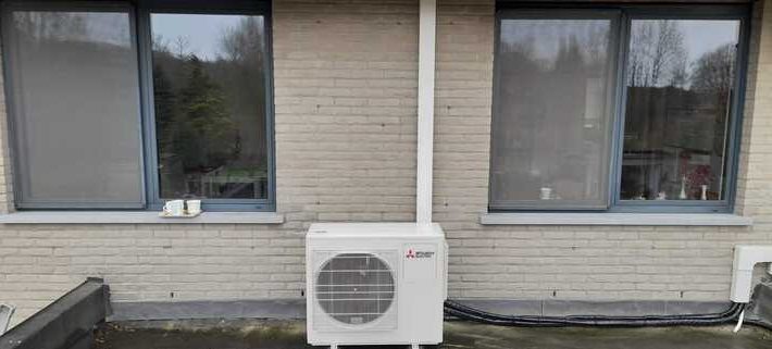 Realisatie 2x Mitsubishi multisplit aircowarmtepomp met 8 binnenunits te Erembodegem